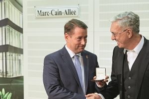 Bürger-Medaille für Helmut Schlotterer