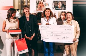 Studentin der Hochschule Reutlingen gewinnt internationalen Designpreis